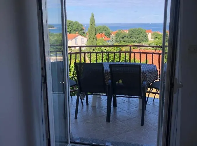 Sara * Rovinj